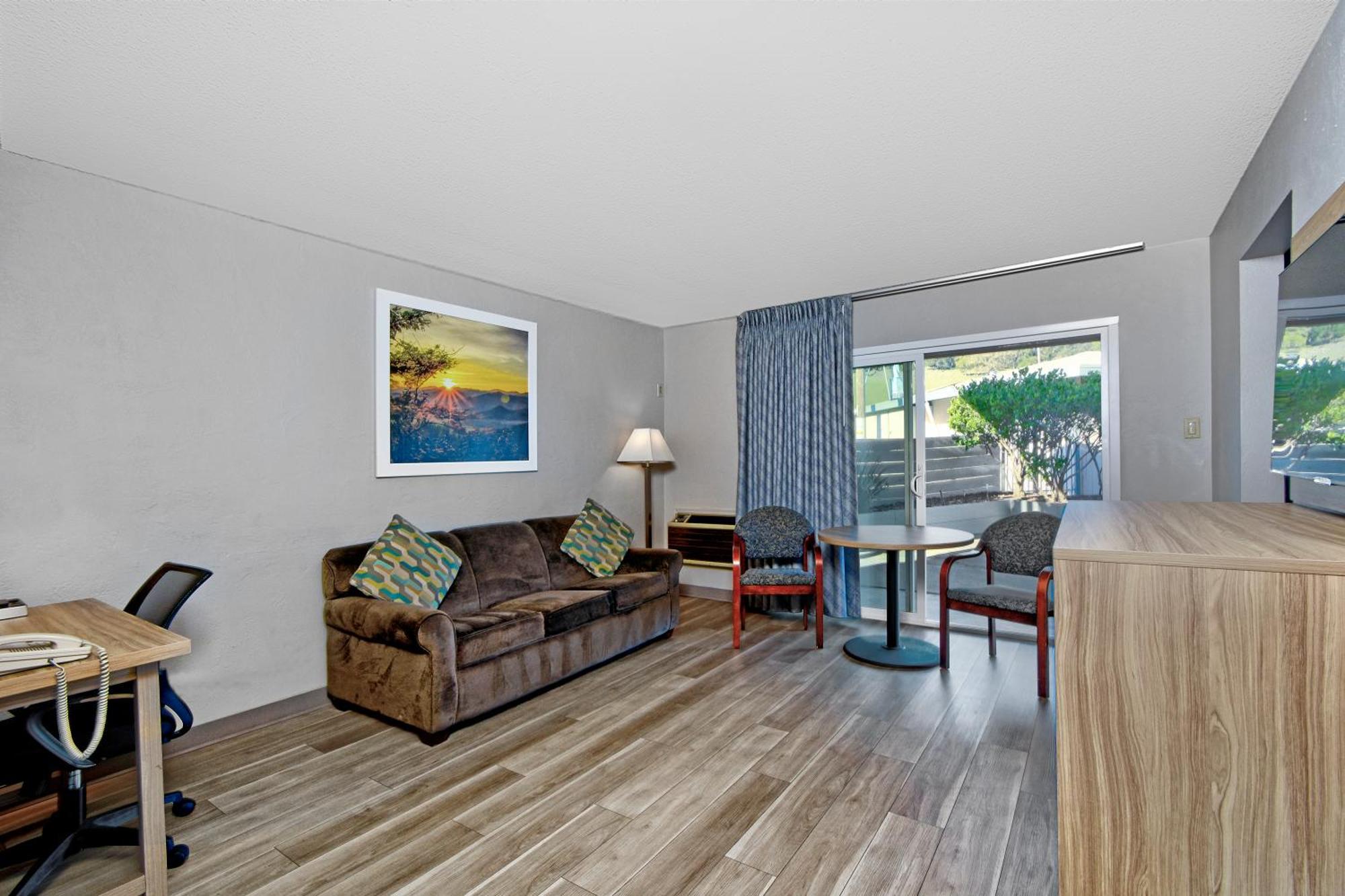 Days Inn By Wyndham Novato/San Francisco Buitenkant foto