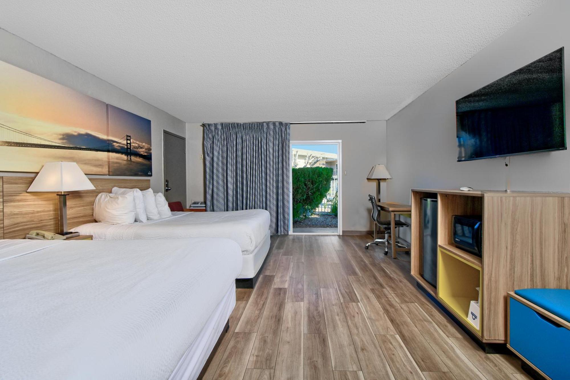 Days Inn By Wyndham Novato/San Francisco Buitenkant foto